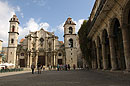 Catedral de San Cristobal Men Chatting